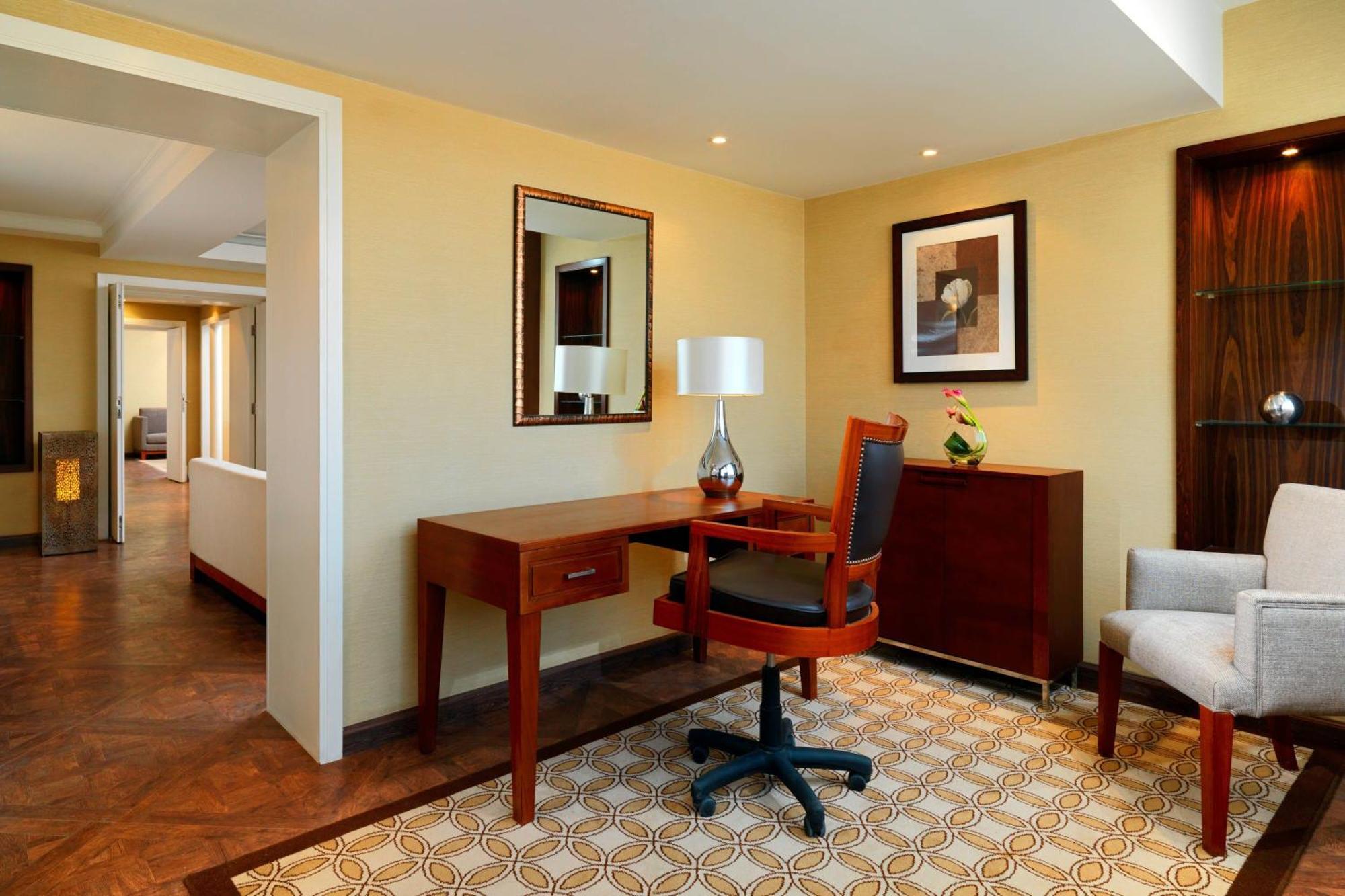 Hotel Sheraton Cairo & Casino 5*
